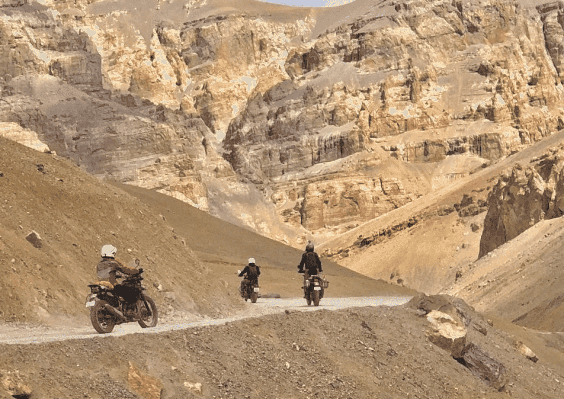 Riders at Umling La Pass - World's highest motorable road