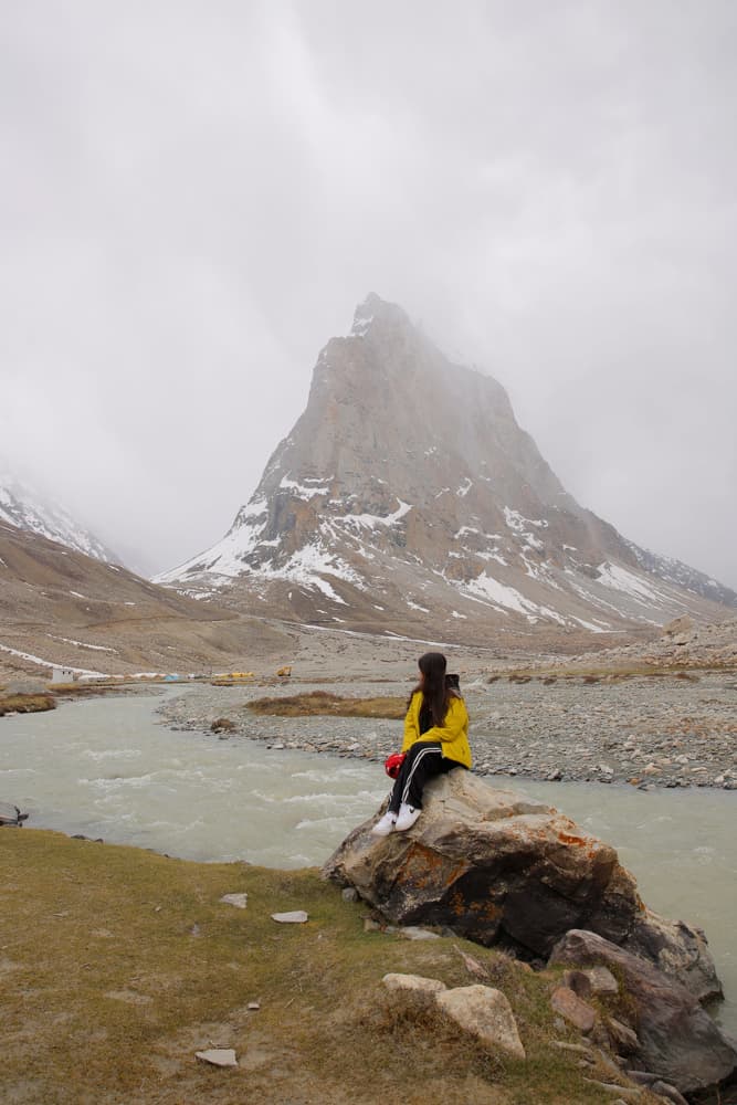Riders at Umling La Pass - World's highest motorable road